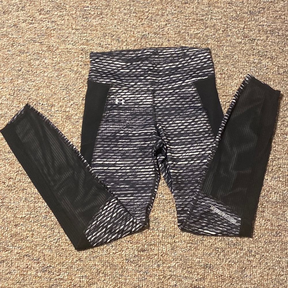 Under Armor athletic leggings size S